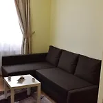Apartment Vikroria - Halkova 5